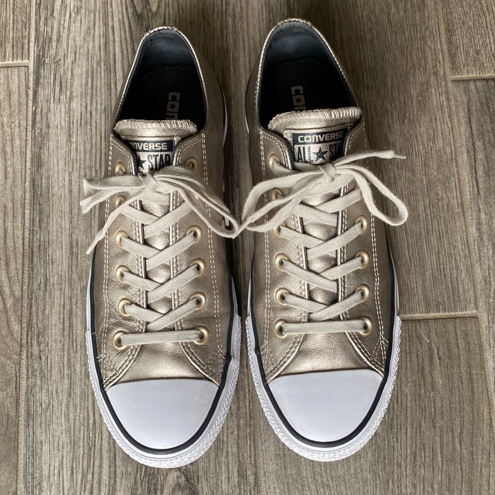 Women’s Converse